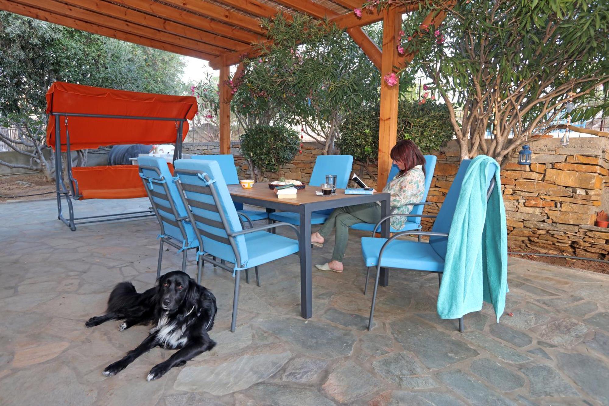 Ruby'S Summer House With Spacious Garden And Free Parking กาวริยอน ภายนอก รูปภาพ